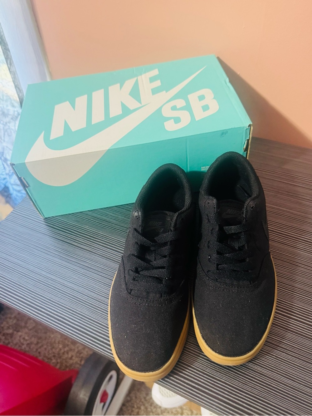Nike Kids Black Sneakers with Gum Sole
